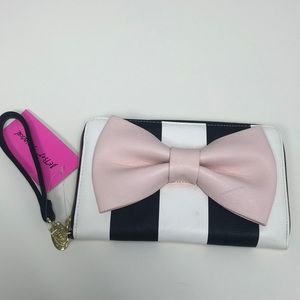 Betsey Johnson Wristlet